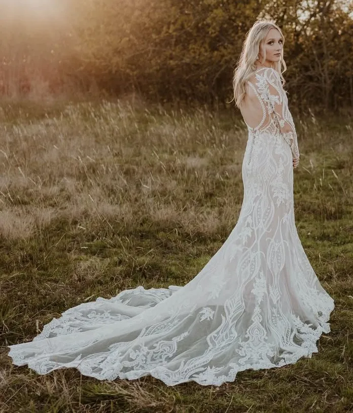 Sheer Elegance for Autumn Brides