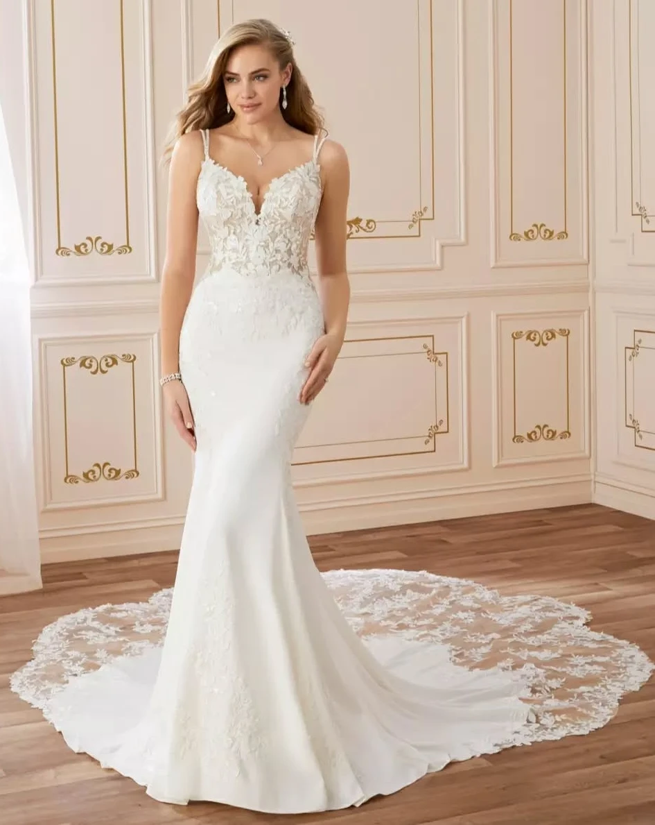 Lace Wedding Dresses with Modern Romance