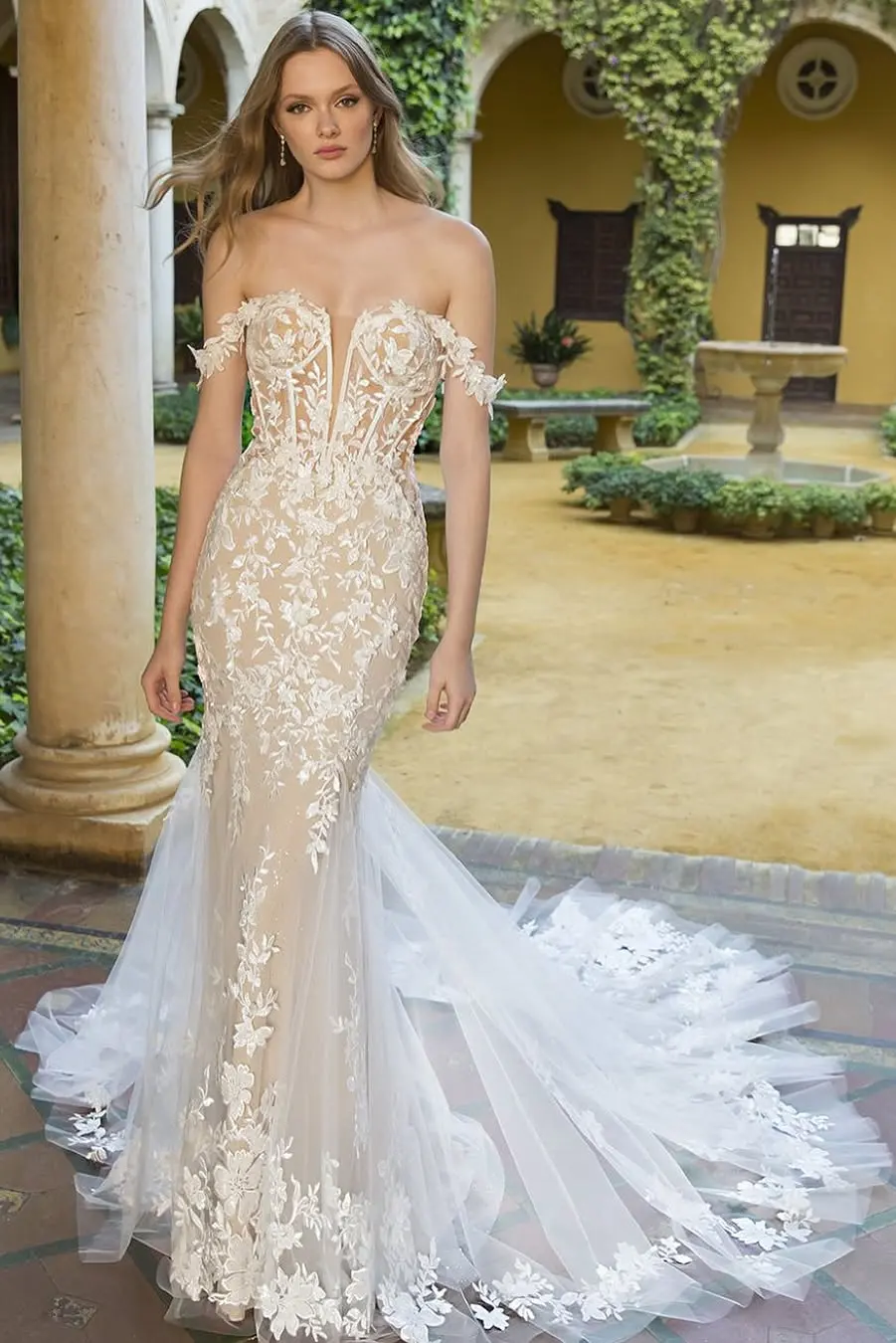 Structured Beauty Corset Wedding Dress Ideas