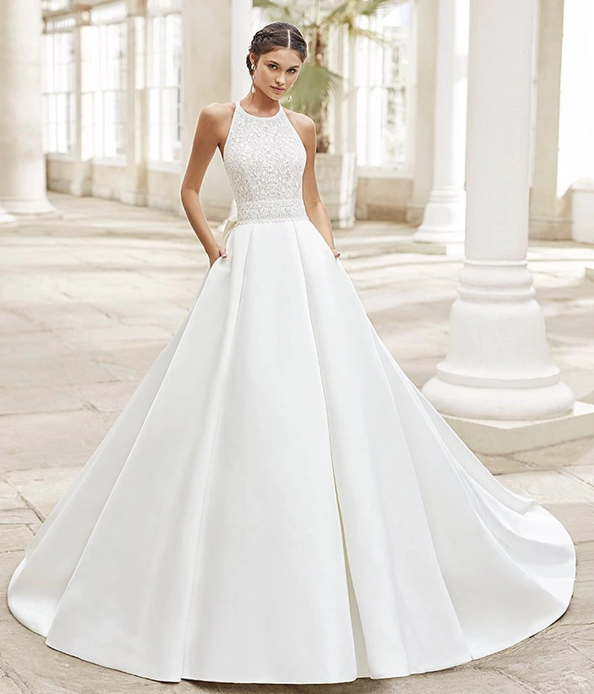 The Regal Charm of Halter Neck Wedding Dresses