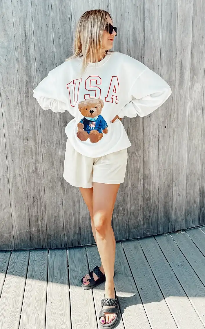 Casual Patriotism Summer Memorial Day Outfit for Women