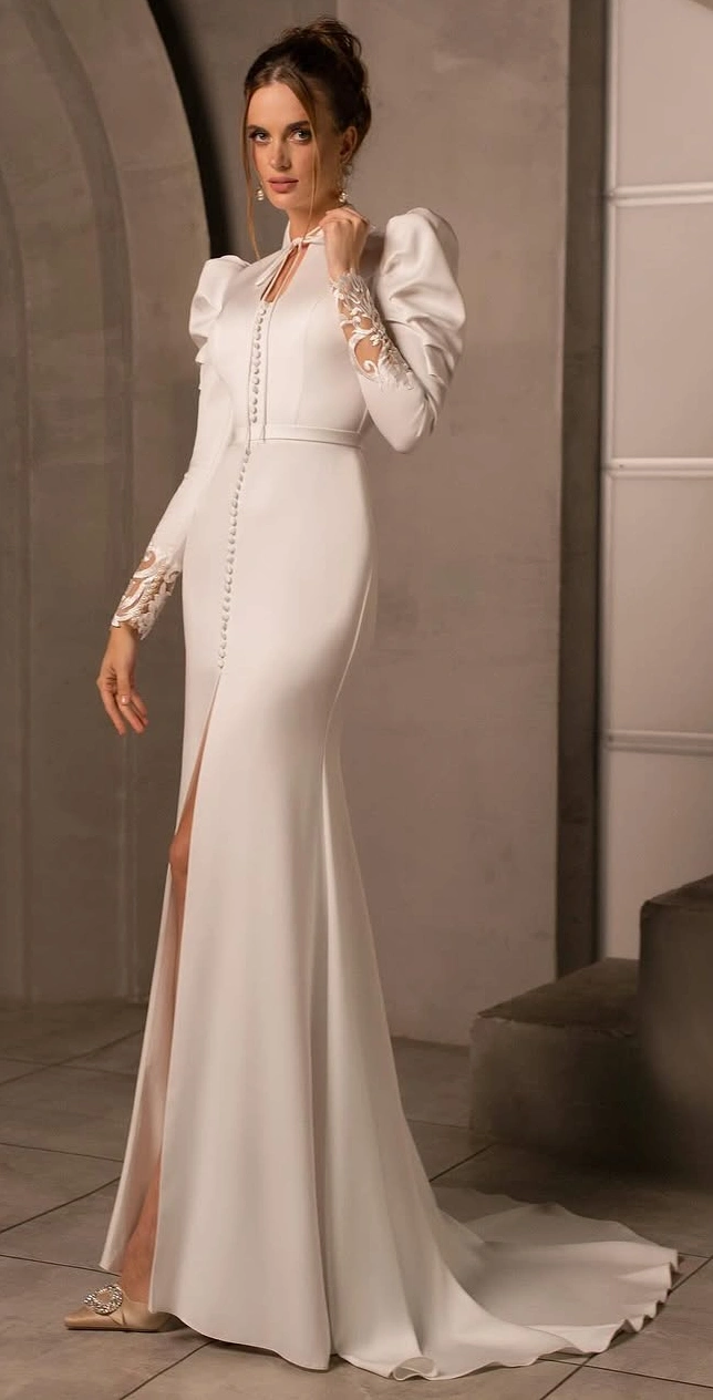 Elegant Ivory Satin Wedding Dress
