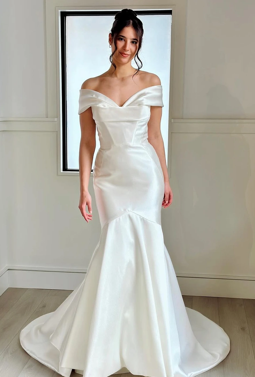 Graceful White Satin Wedding Dress
