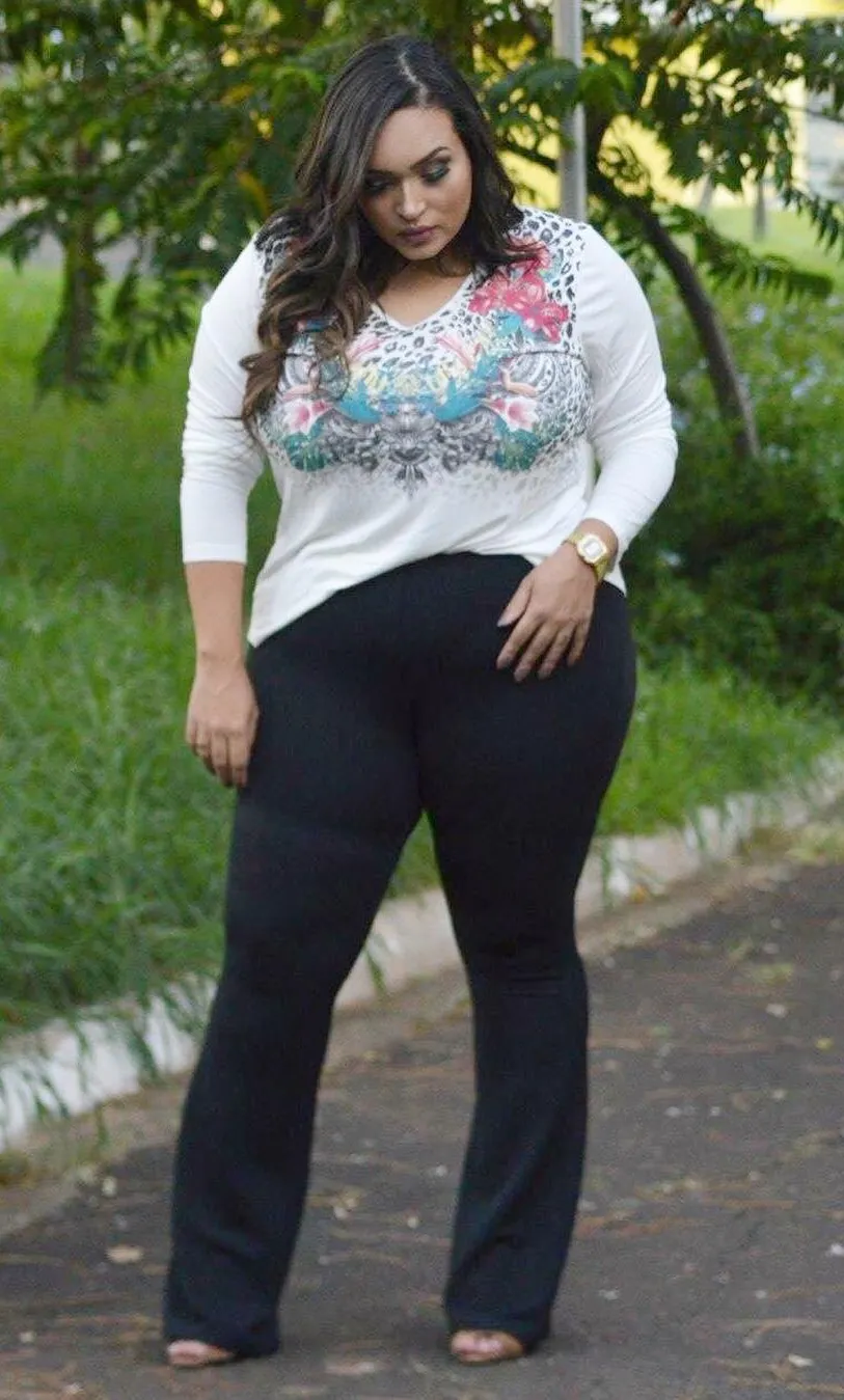 Plus Size Memorial Day Outfit Embracing Ease and Joy