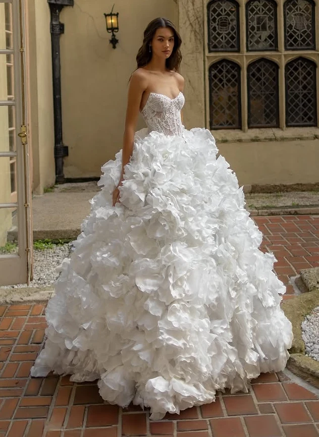 Strapless Bridal Gowns and Whimsical Dreams