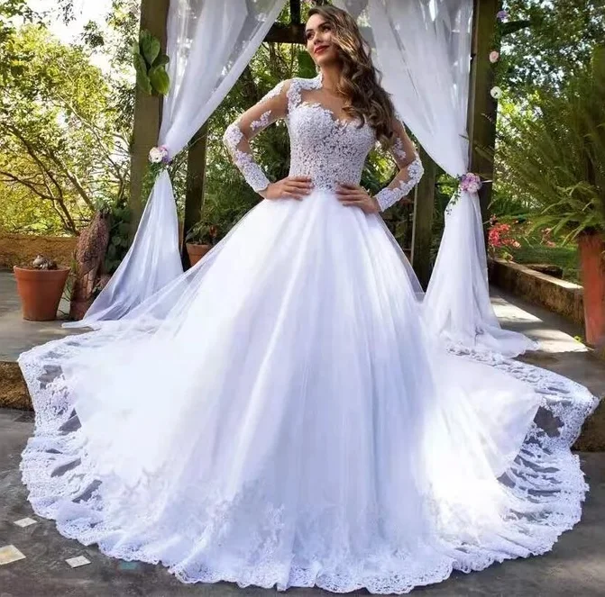 Winter Wedding Dresses That Redefine Bridal Magic
