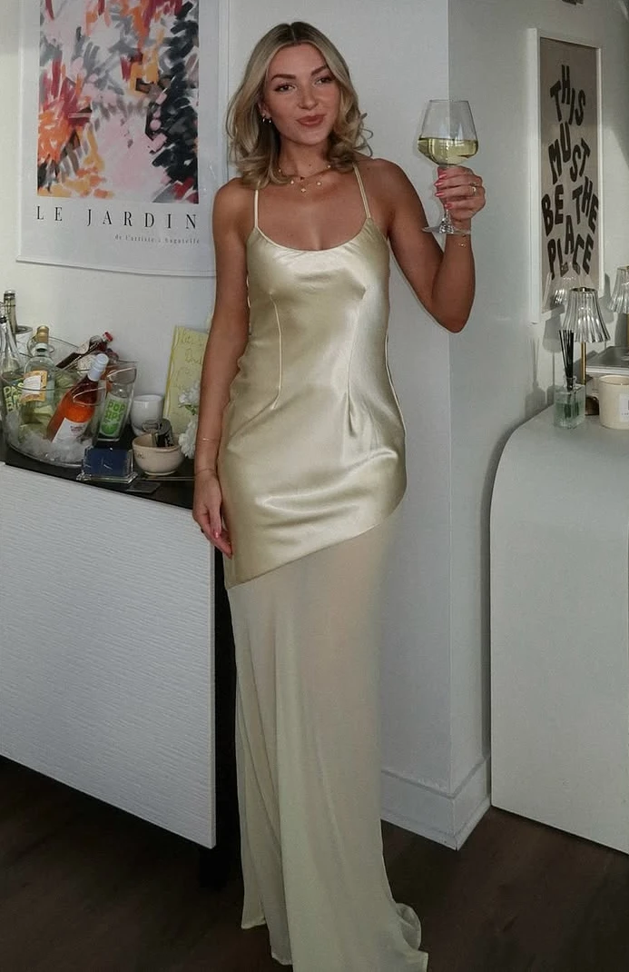 Effortless Birthday Outfits for a Modern House Party