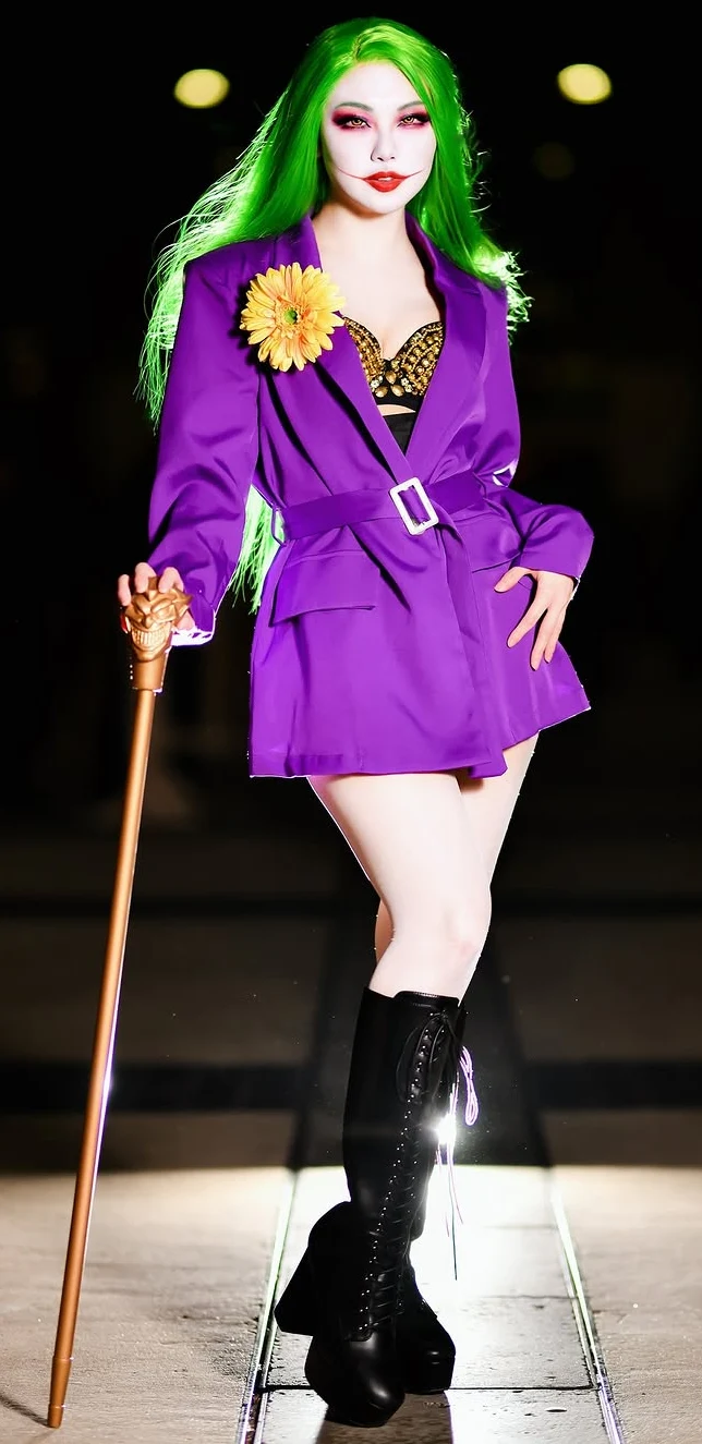 Lady Joker Costume as a Nighttime Fashion Icon