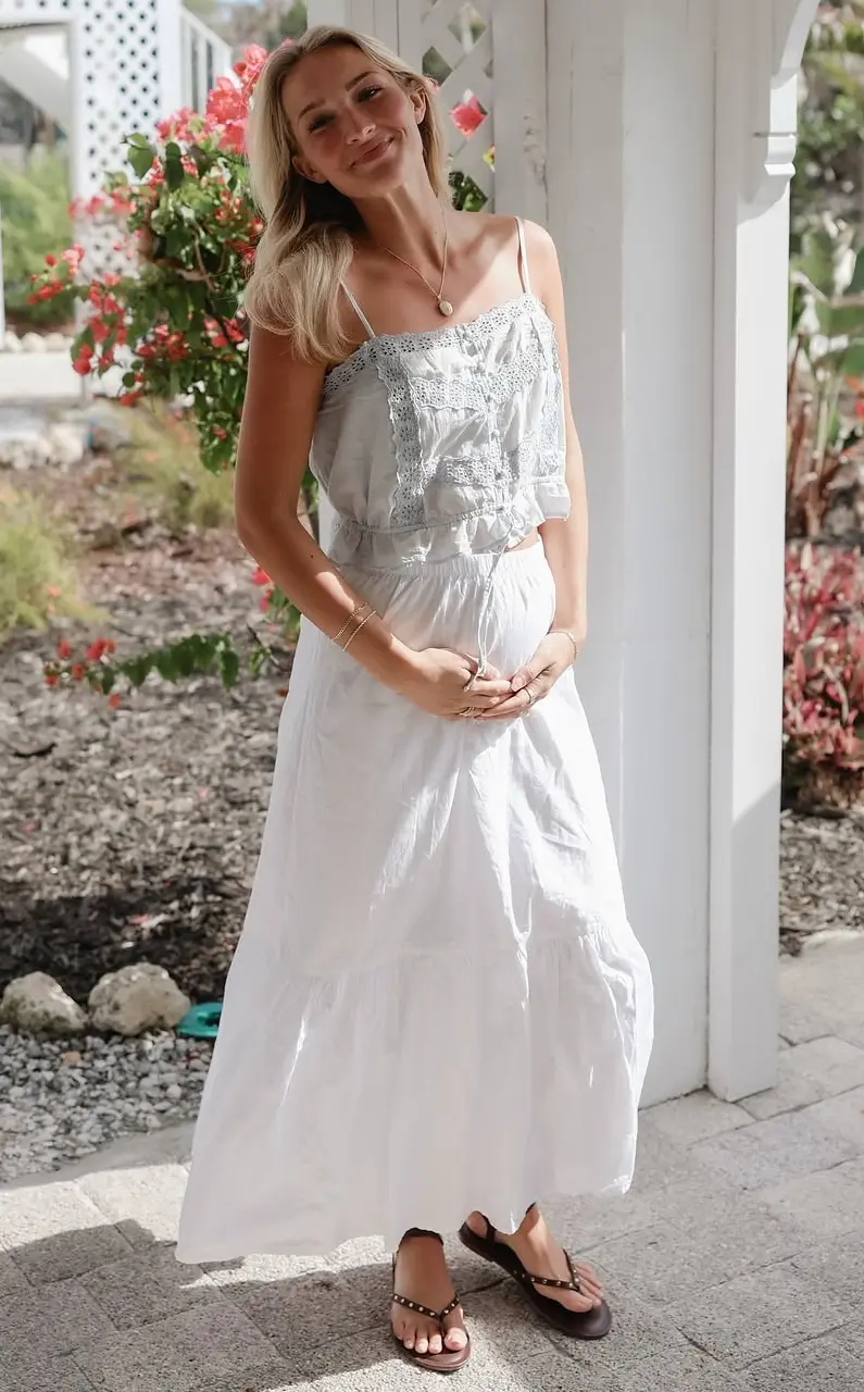 Maternity Summer Outdoor Outfit Serenity