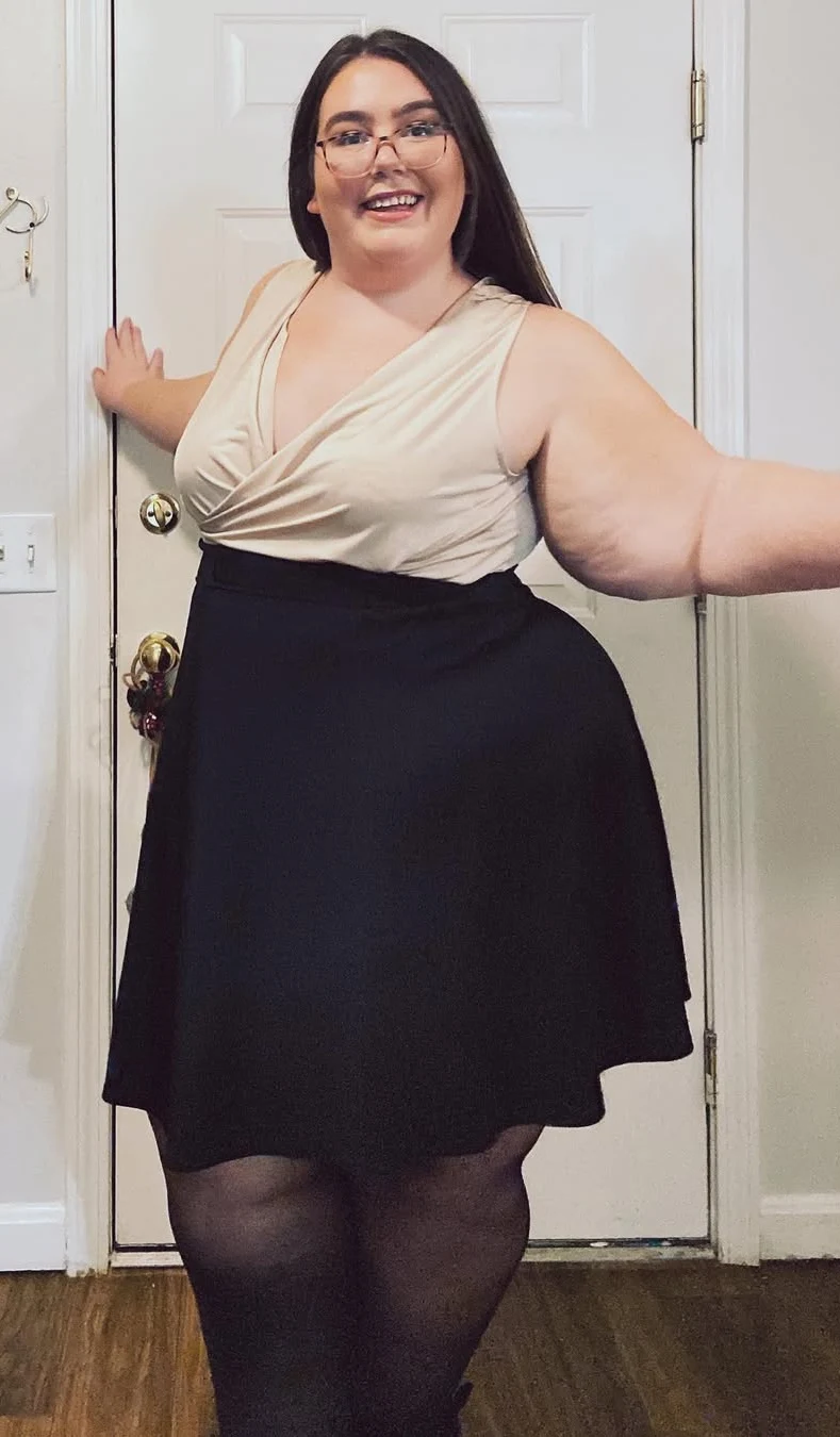 Plus-Size Office Dress That Blends Comfort and Class
