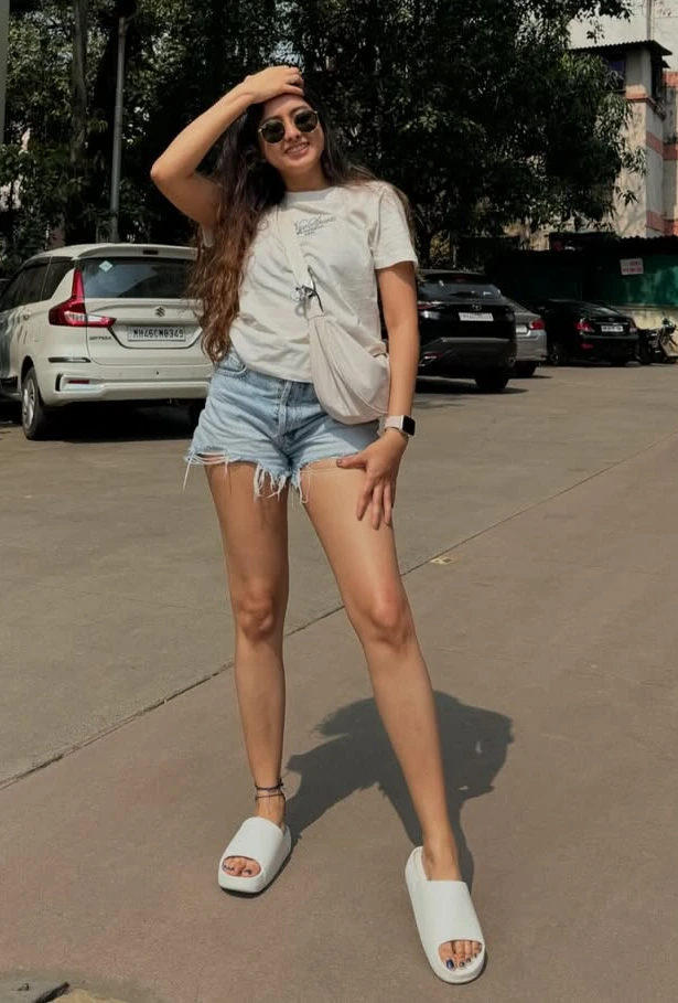The Ultimate Road Trip Look for Sunny Adventures