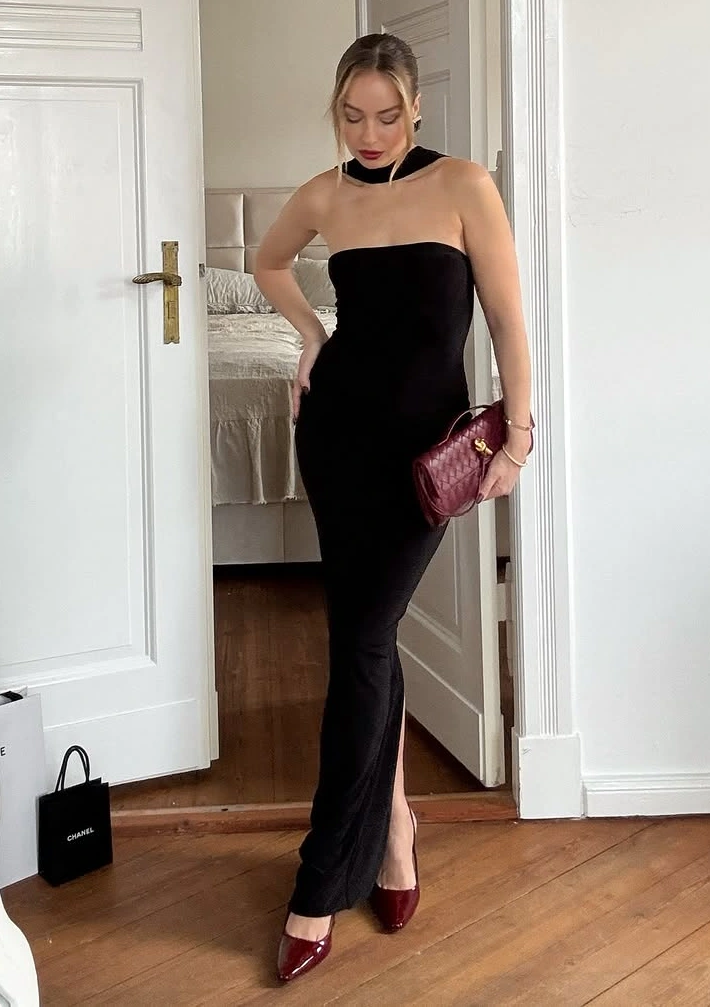 Timeless Birthday Outfits for an Intimate Evening