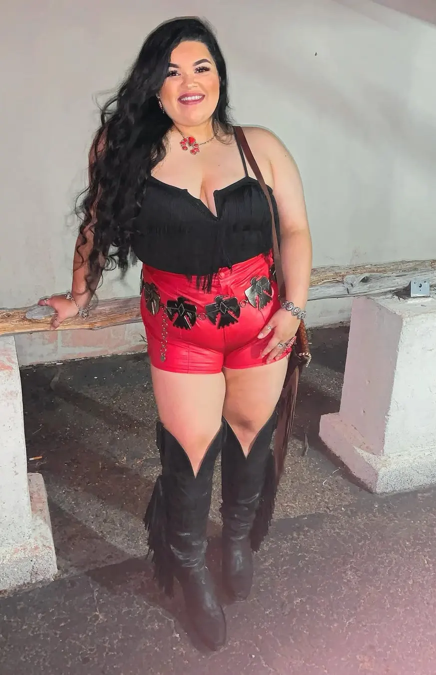 Bold Red Edge Plus Size Western Outfit