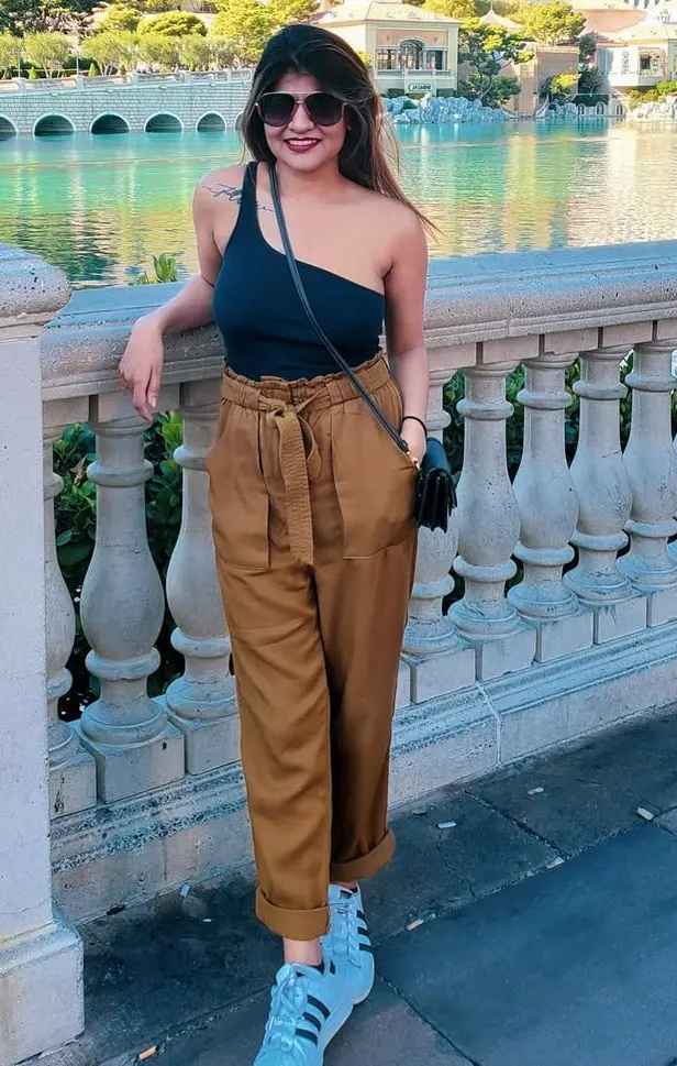Earthy Chic Las Vegas Summer Outfit