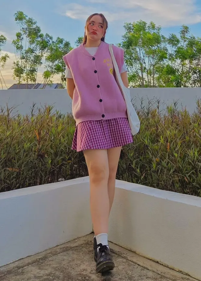 Grunge Pop Summer Outfit Inspiration