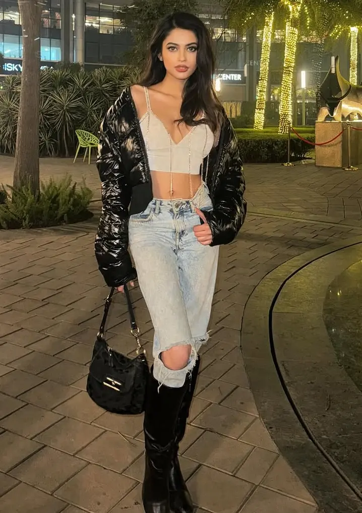 Vibrant Style Meets Nighttime Concert Energy