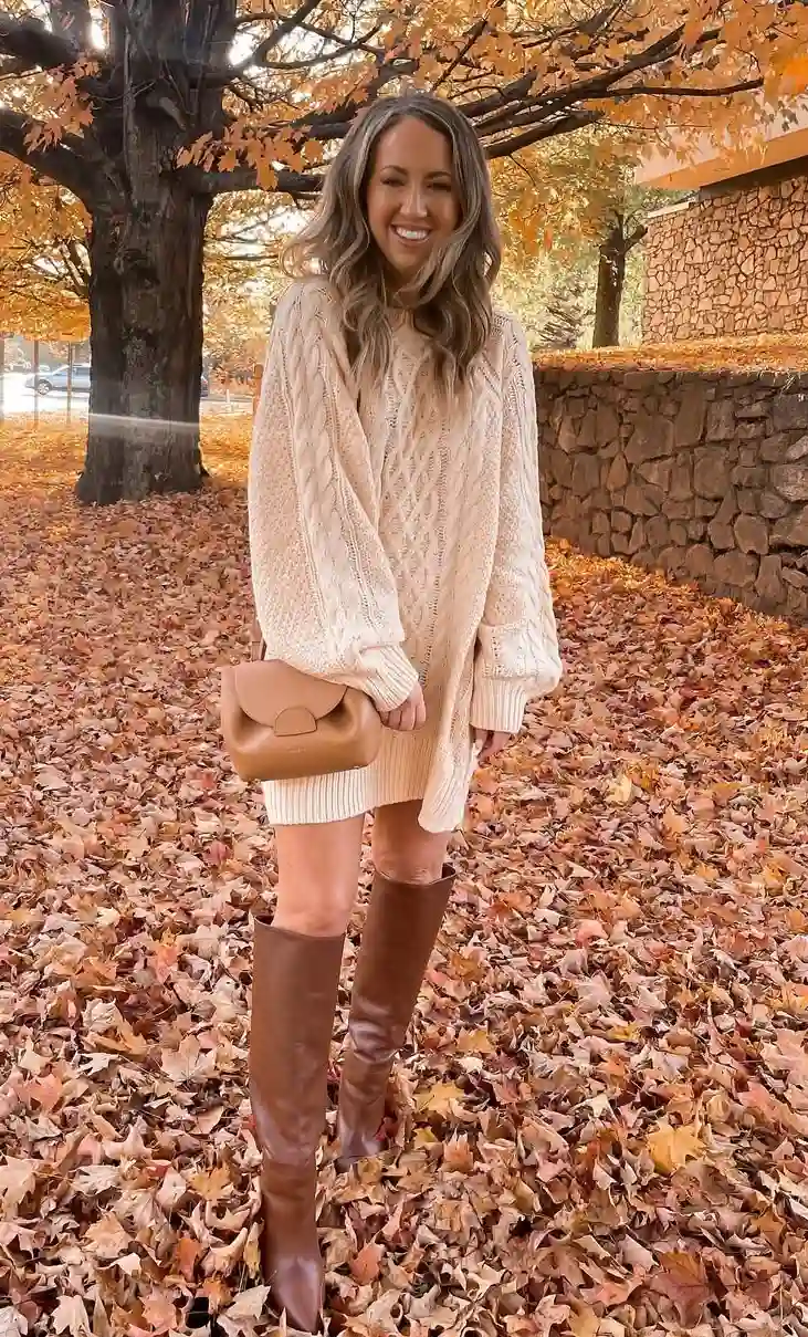 Cozy Fall Warmth Seasonal Outfit Inspiration