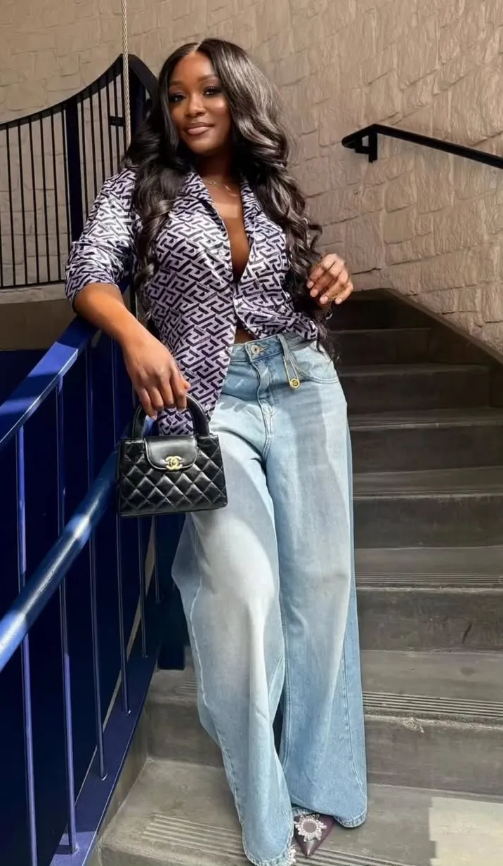 Elegant Patterned Poise Fall Outfit for Black Women