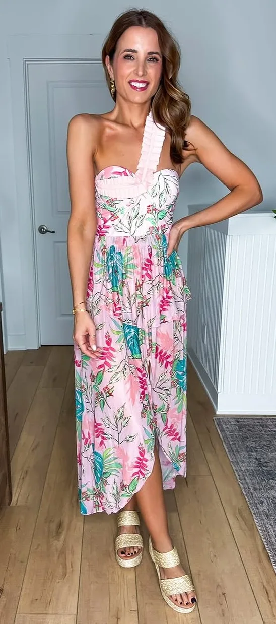 Flirty Maxi for Evening Deck Parties