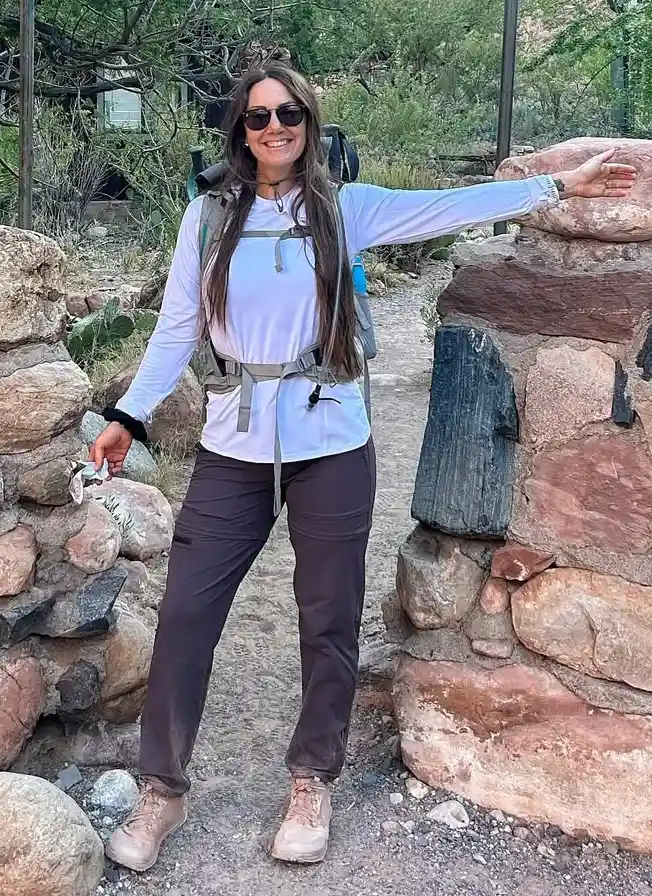 Neutral Tones Summer Hiking Ensemble Outfit