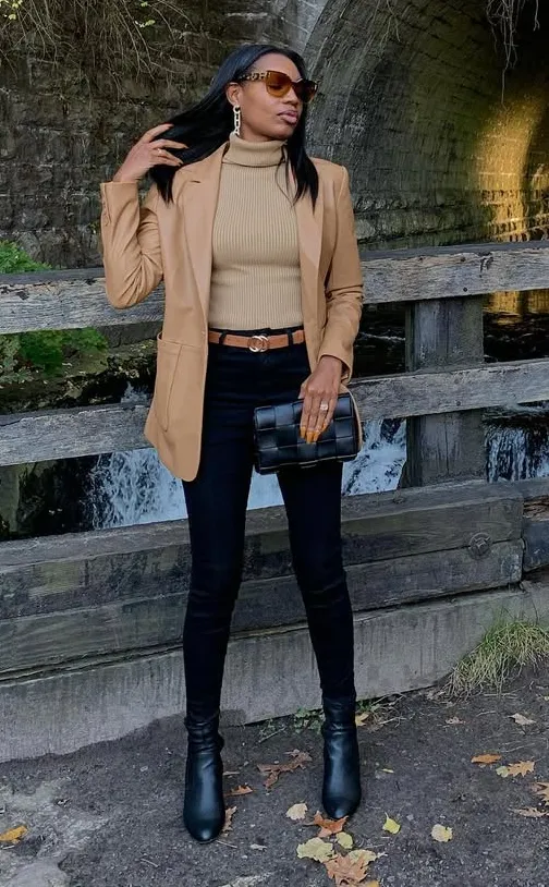 Sophisticated Camel Fall Outfit for Black Women