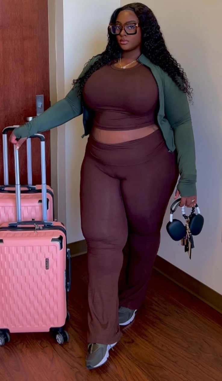 Ultimate Plus-Size Travel Ensemble