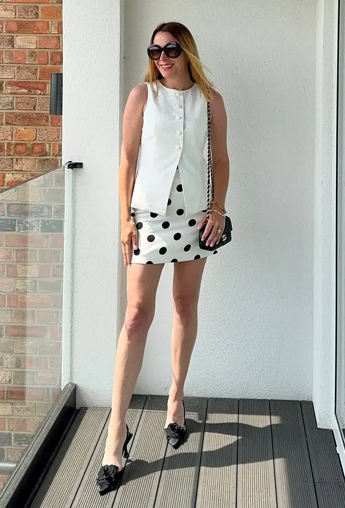 White Boldness Playful Summer Outfits for Women