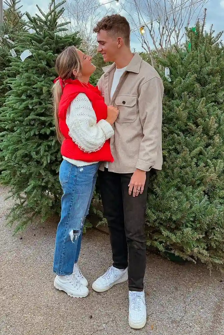 Casual Harmony Seasonal Christmas Outfits