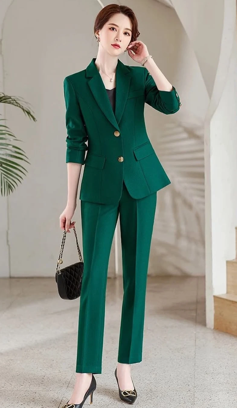 Emerald Green Authoritative Office Outfit