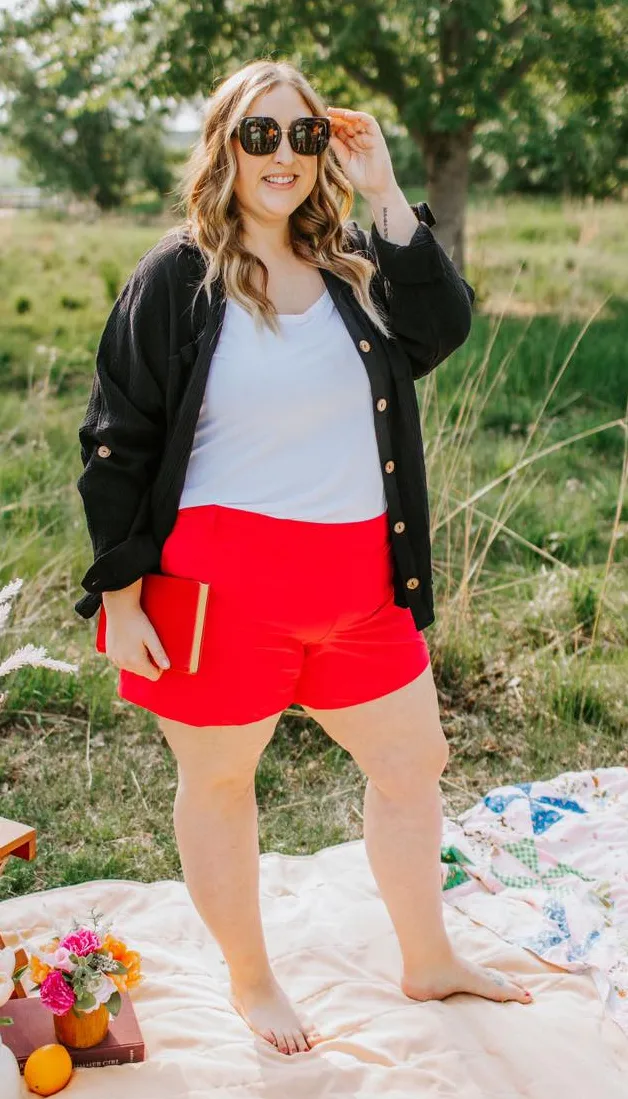 Playful Layers Plus Size Summer Vacation Outfits