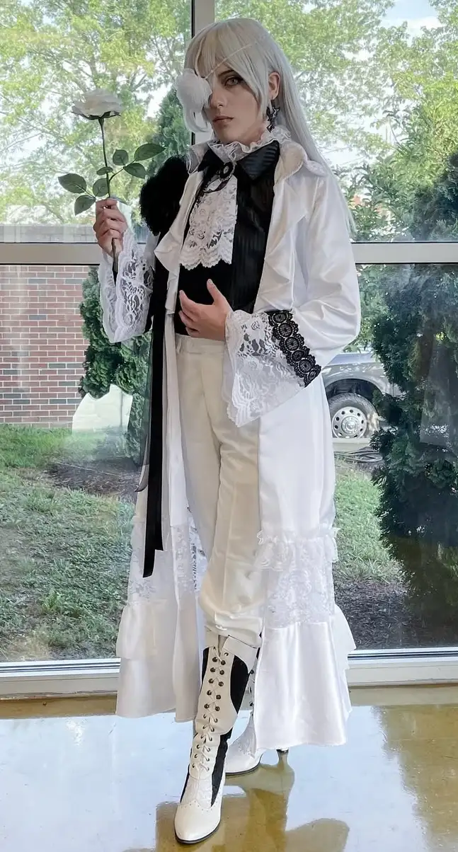 Vampire's Pale Wardrobe