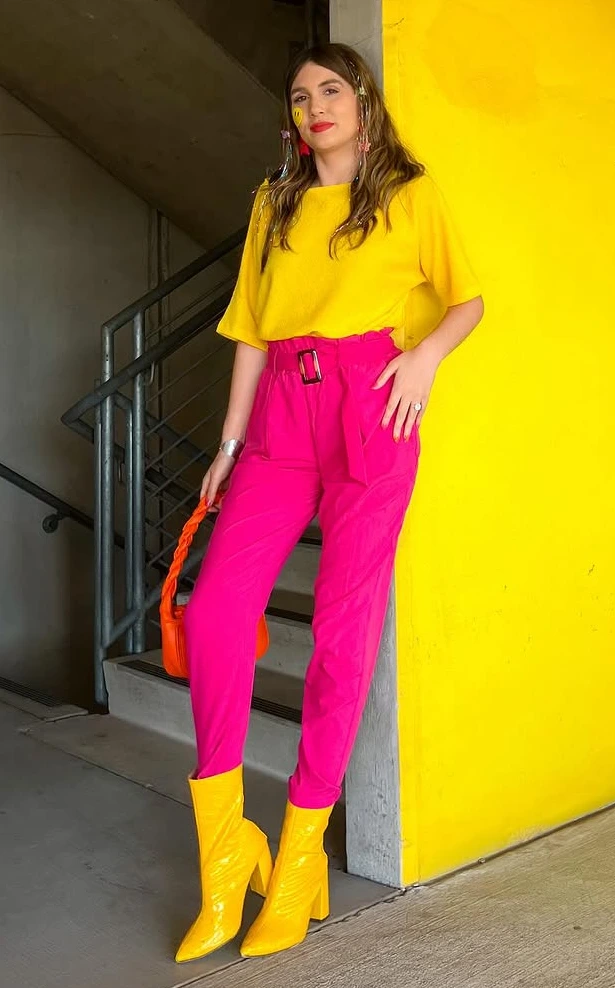 Vibrant Style Bold Seasonal Outfits for Women