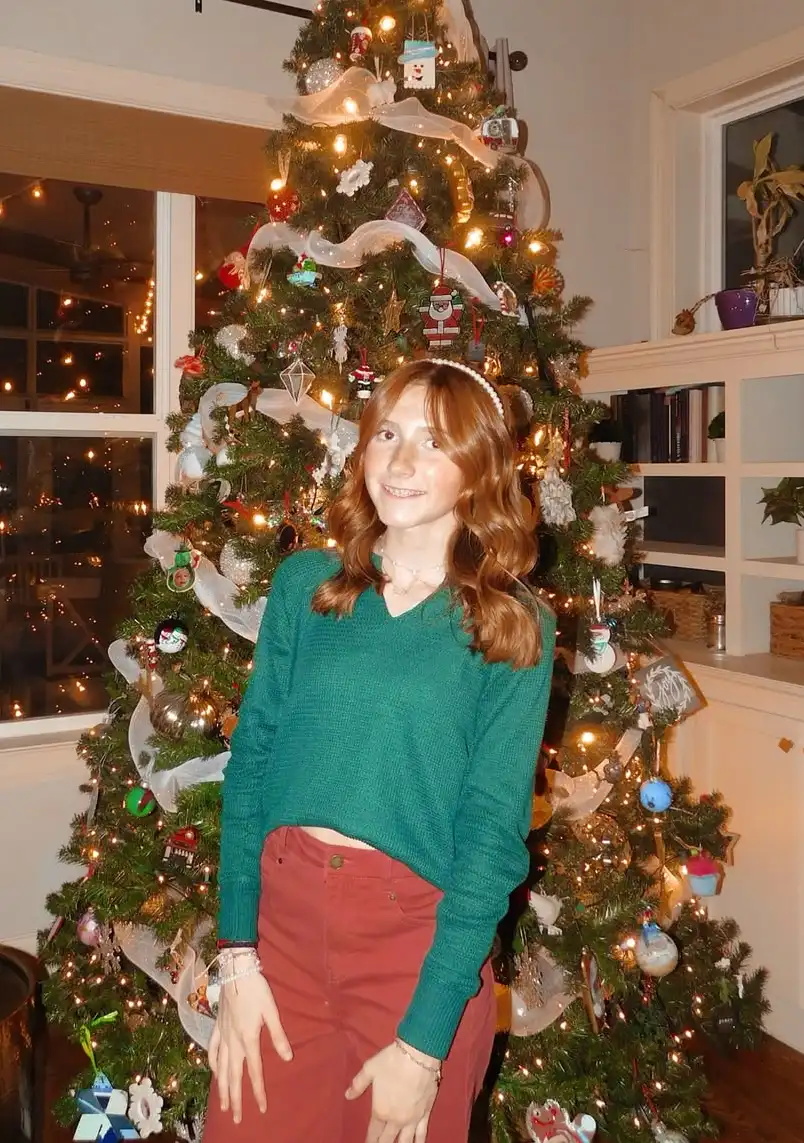 Cozy Green Comfort Christmas Seasonal Outfit