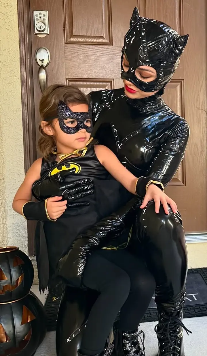 Heroic Mother-Daughter Style