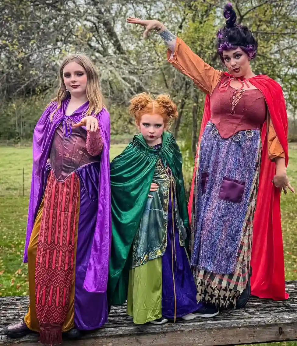 Spellbinding Mother-Daughter Style Statement