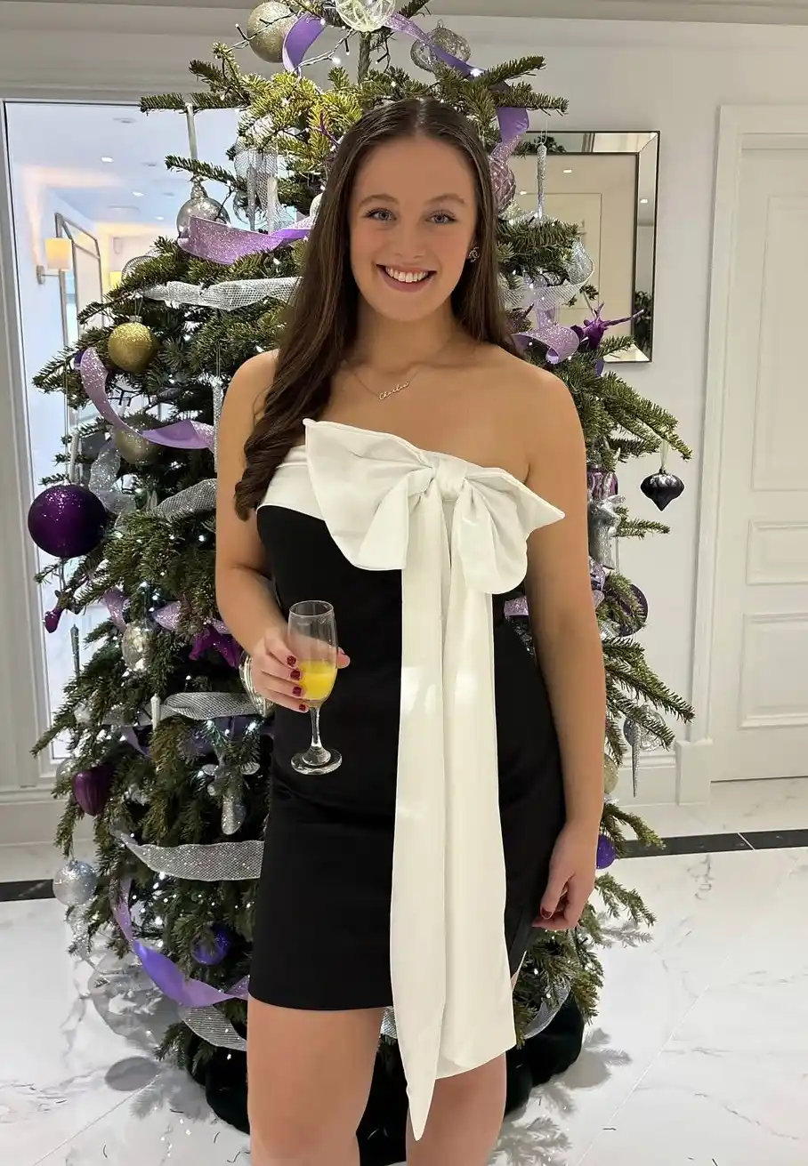 Timeless Black and White Grace Seasonal Outfits